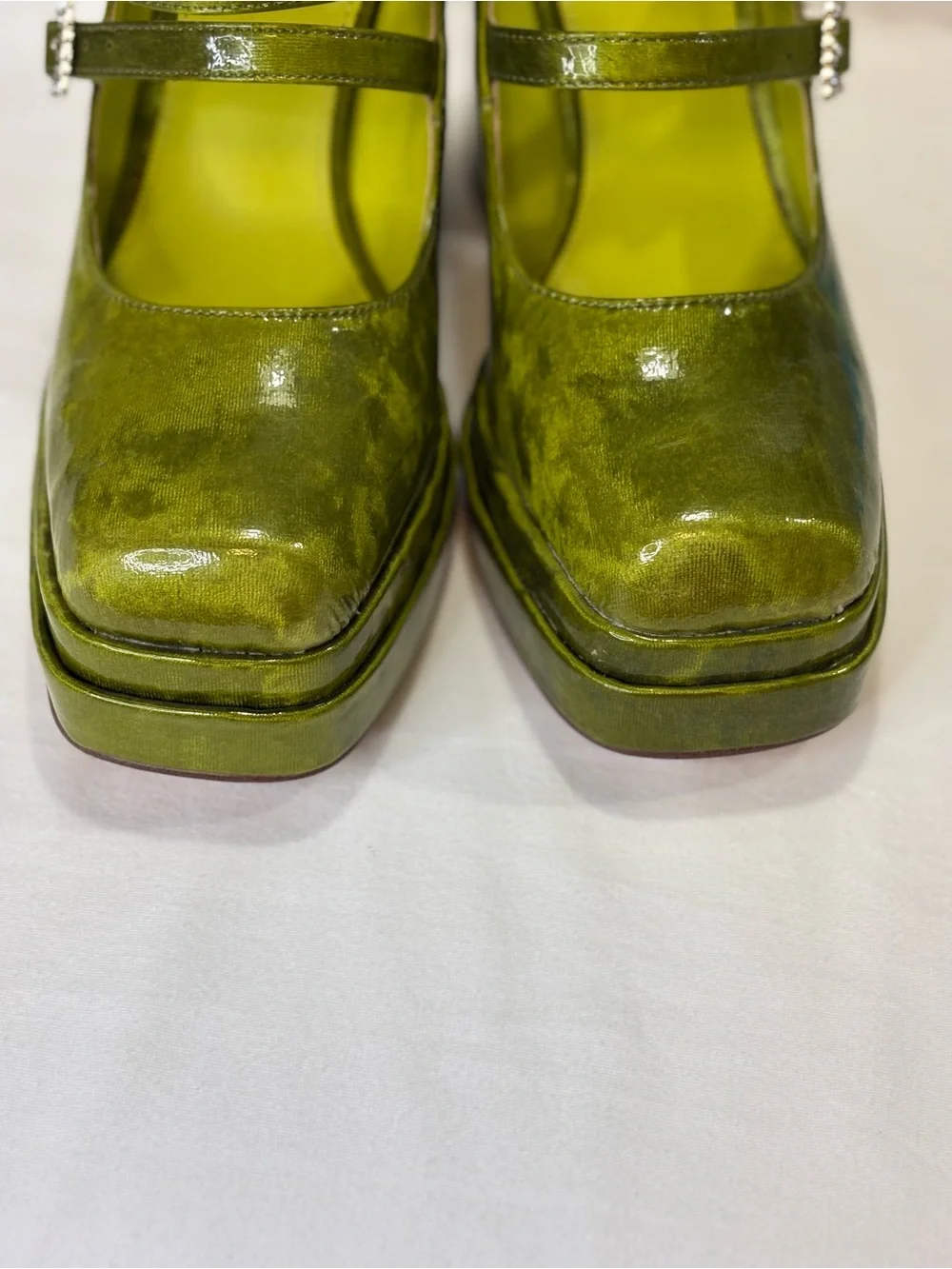 CIRCUS Chartreuse Patent Platform Mary Jane Pumps Crystal Buckles 6.5 EUC $159